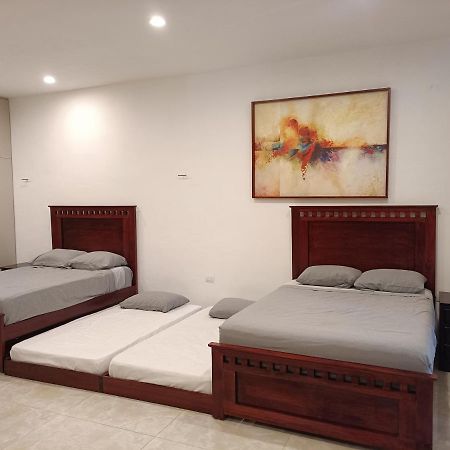 Willa Casa Hector, Con Jacuzzi, Cerca Del Foro Gnp. Mérida Zewnętrze zdjęcie