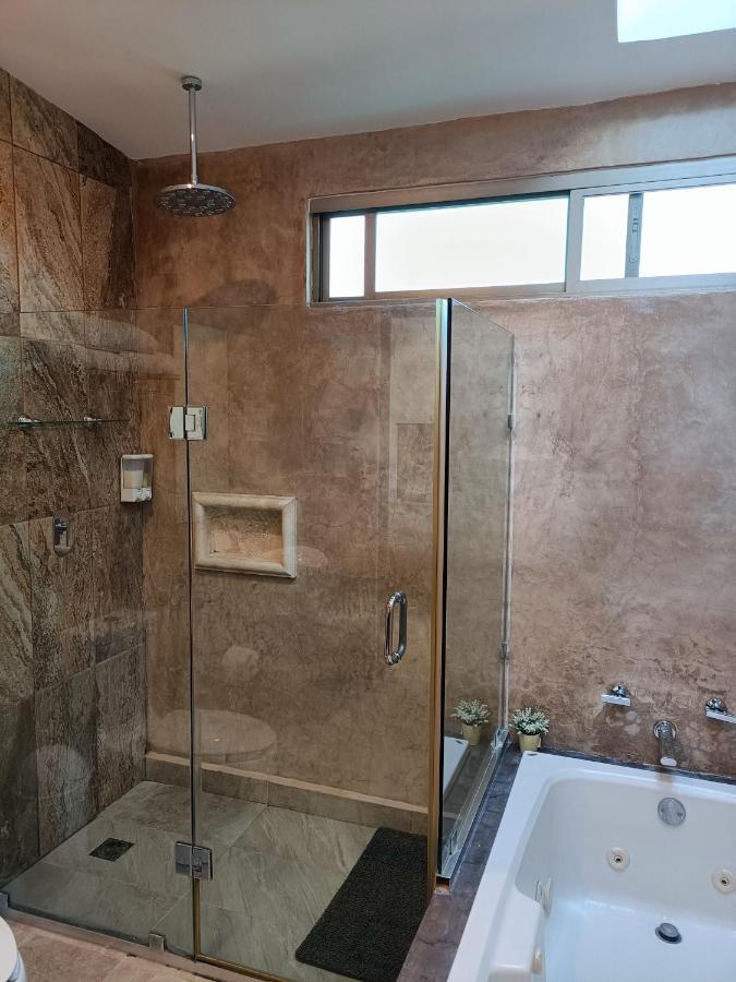 Willa Casa Hector, Con Jacuzzi, Cerca Del Foro Gnp. Mérida Zewnętrze zdjęcie